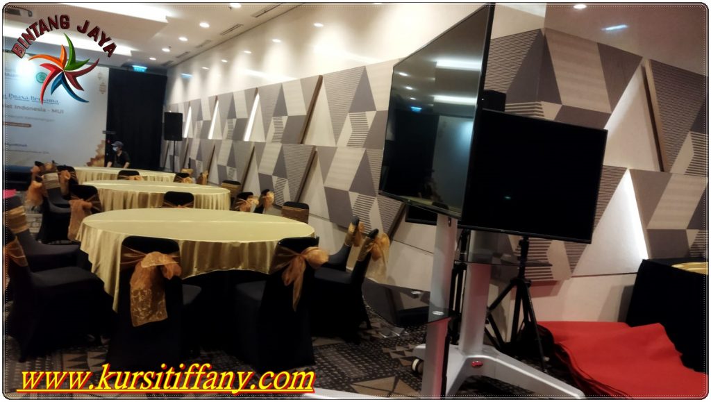 Round Table Mewah Rental Center Free Cover Di Jakarta 