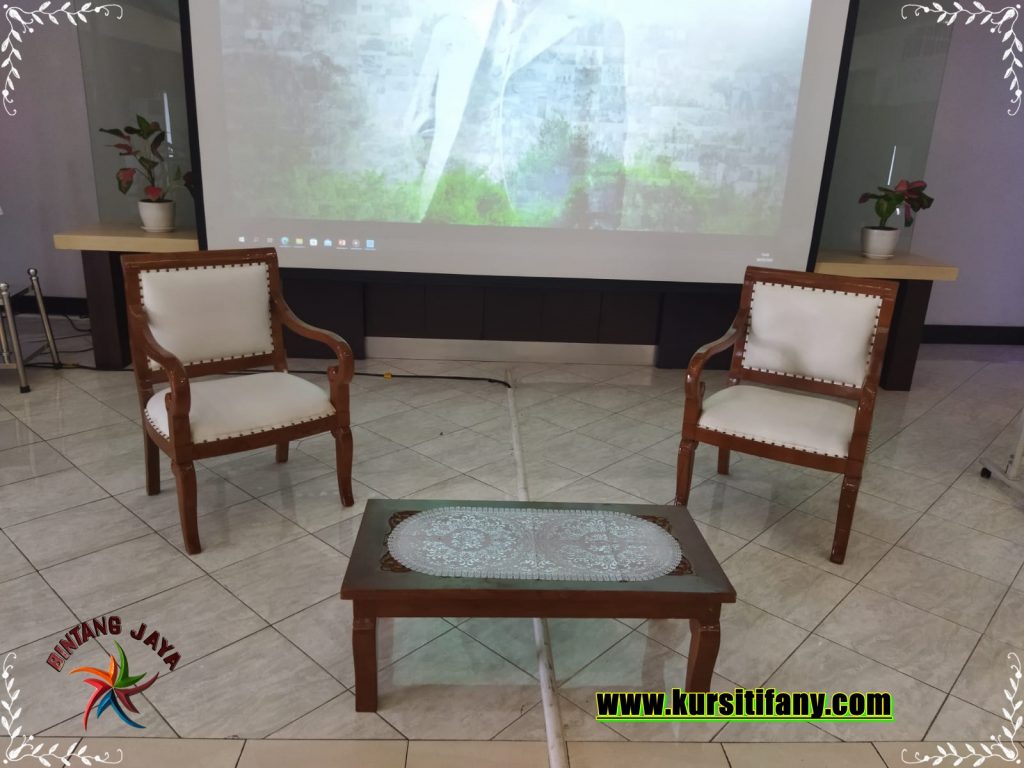 Sewa Kursi Vip Kayu Jakarta Terbaru Set Meja Kayu