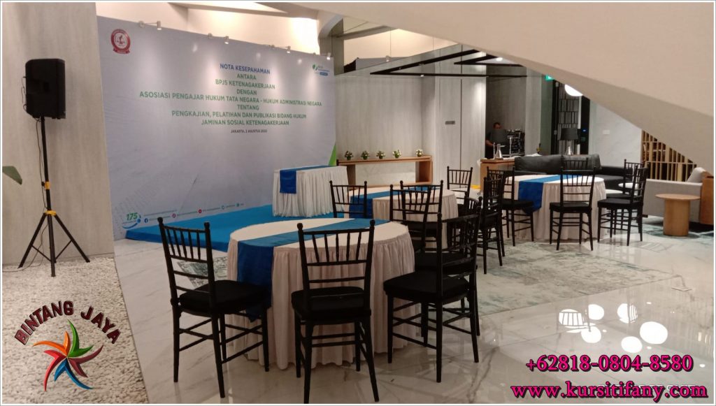 Pusat Rental Kursi Tiffany Hitam Terlaris Daerah Jakarta