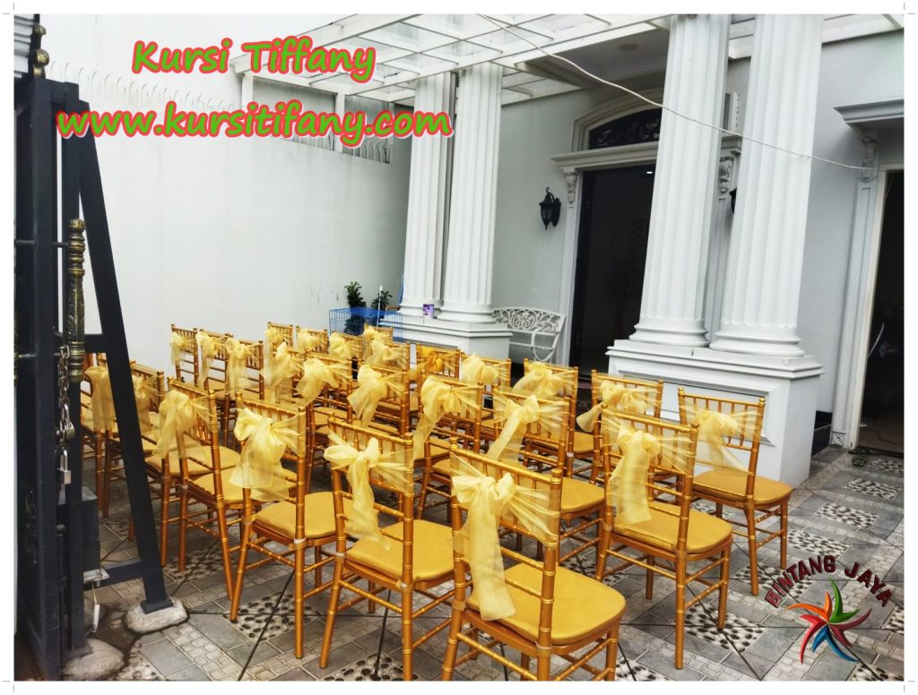 Sewa Kursi Tiffany Terbaru Di BSD