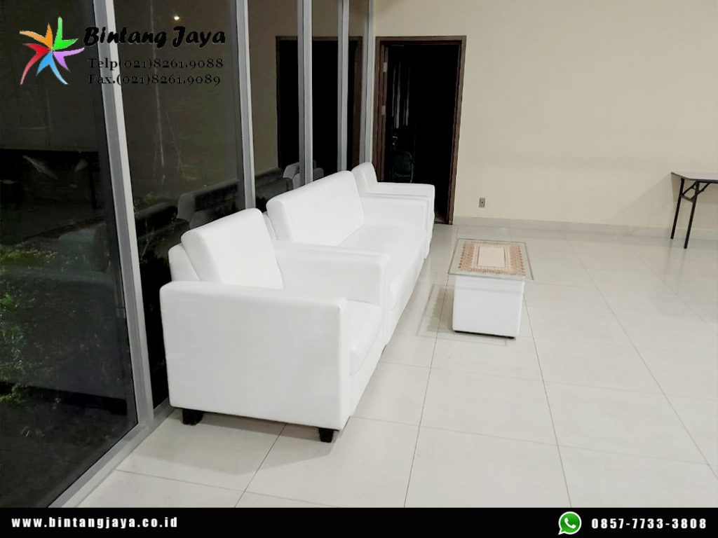Sewa Meja Kaca Vip Set Sofa Putih Type Minimalis di Jakarta