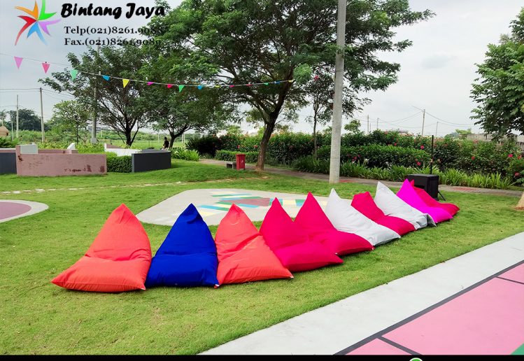 Sewa Sofa Beanbag Warna Bervariasi Event Outdoor Jabodetabek