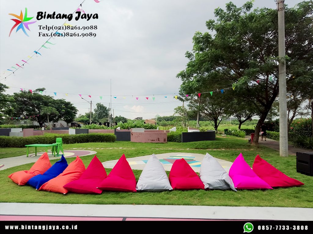 Sewa Sofa Beanbag Warna Bervariasi Event Outdoor Jabodetabek