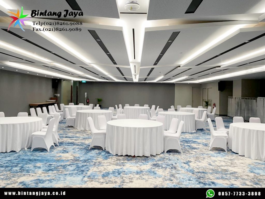 Rental Round Table Dan Kursi Cover Putih Bandung