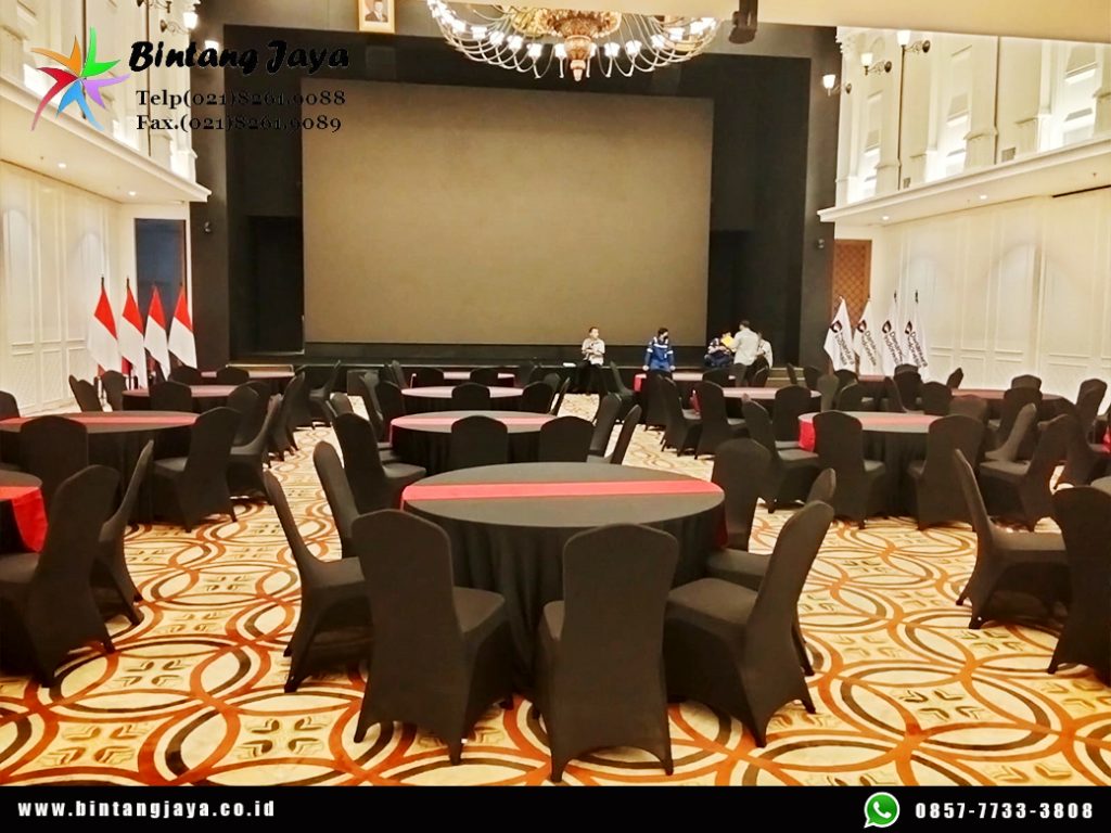 Rental Round Table Dan kursi Cover Hitam Runner Merah Jakarta