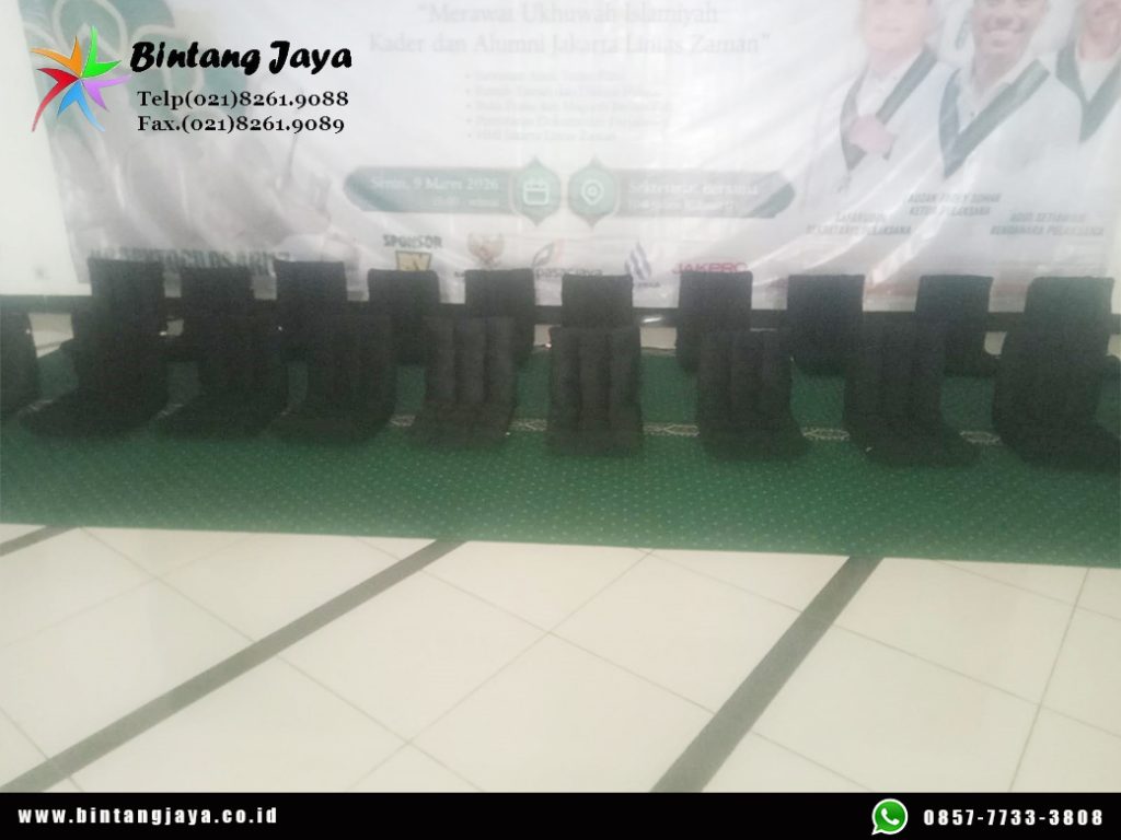 Sewa Sofa Lesehan, Karpet Permadani Hijau Jakarta