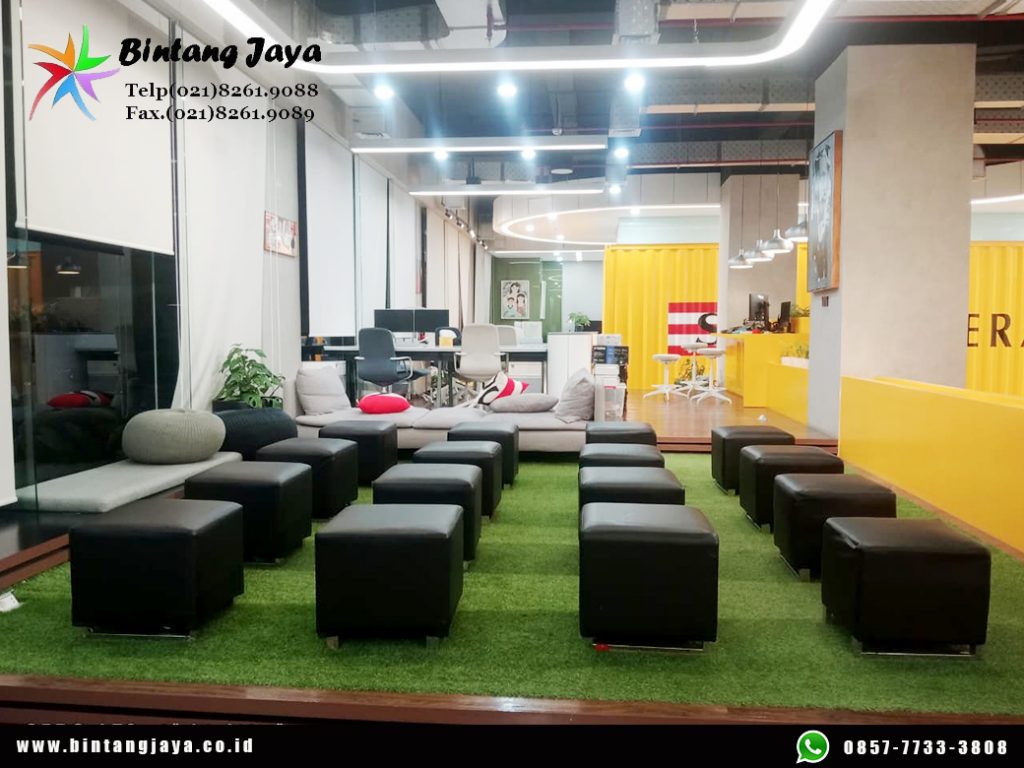 Jasa Sewa Kursi Puff Kotak Warna Hitam Jakarta untuk Berbagai Event