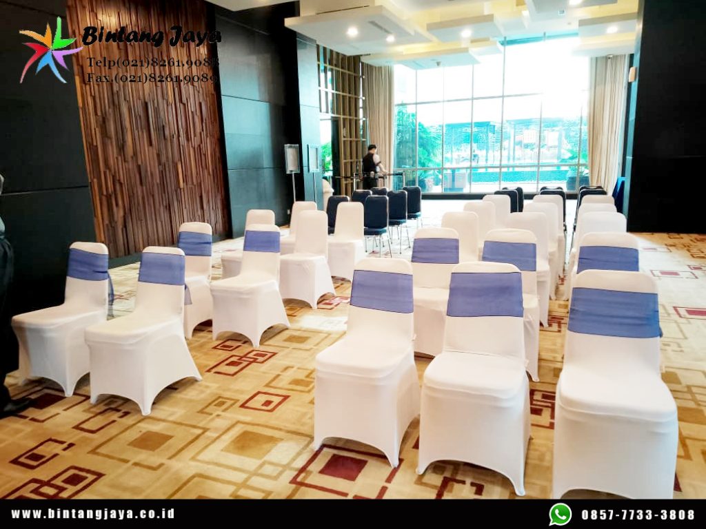 Rental Kursi Futura Cover Putih Pita Biru di Jagakarsa untuk Berbagai Event