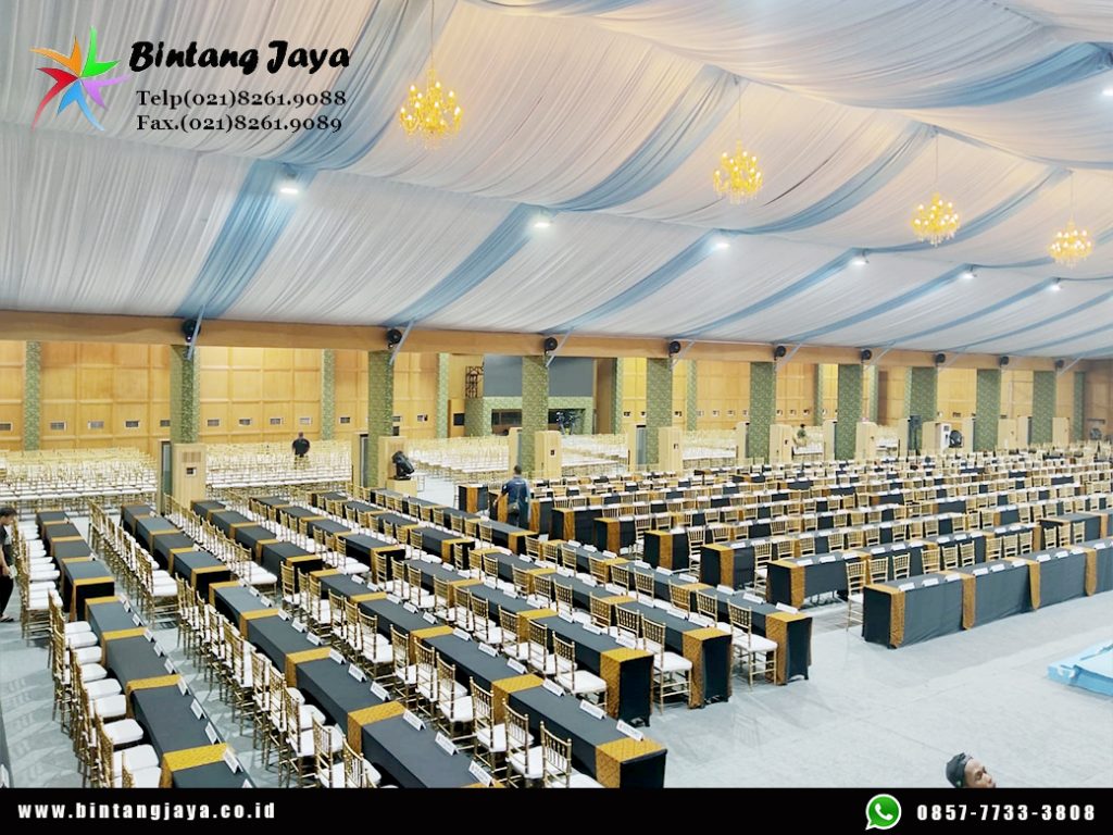 Sewa Kursi Tiffany Gold Area Jakarta untuk Tampilan Event yang Lebih Berkelas