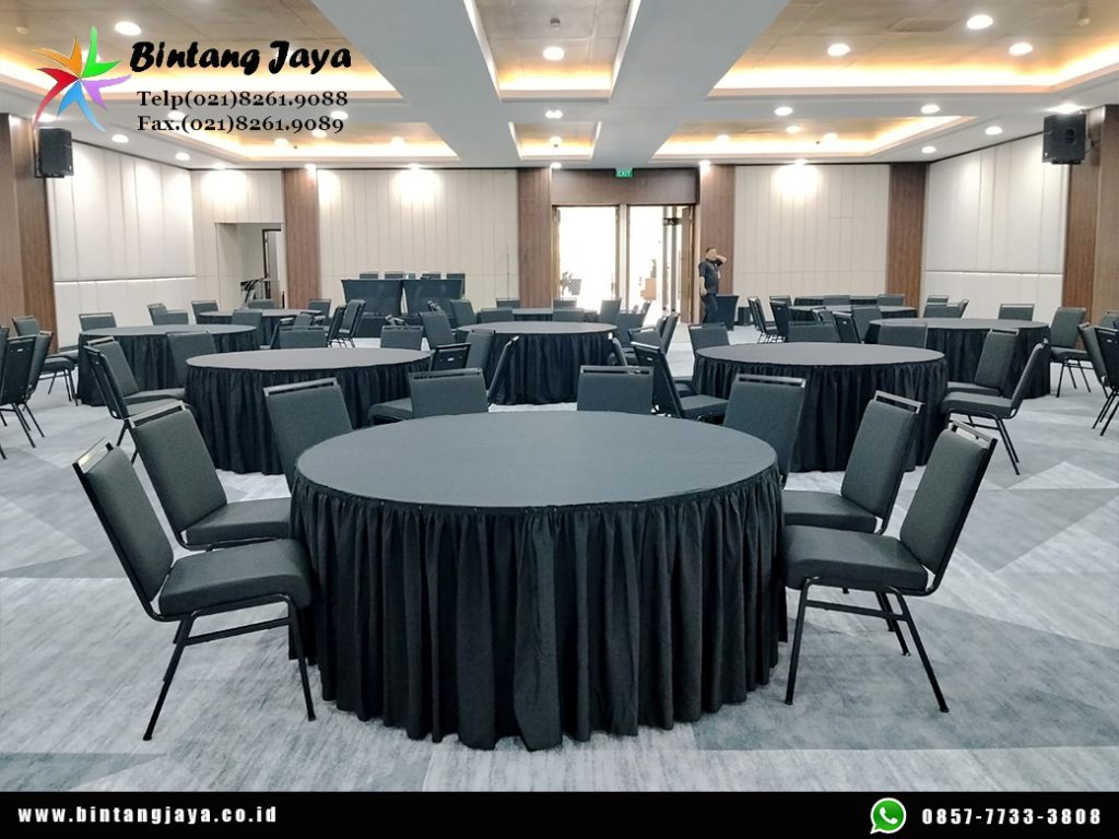 Sewa Meja Bundar Taplak Skirting Hitam Jakarta untuk Tampilan Event Lebih Clean