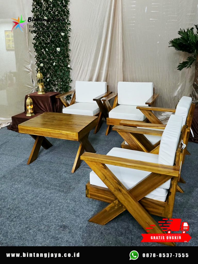 Sewa Sofa Outdoor untuk Area VIP dan Chill Zone Event
