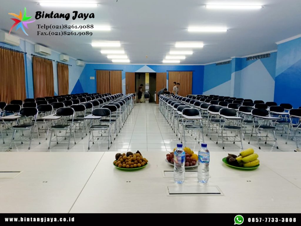 Sewa Kursi Kuliah untuk Event yang Butuh Meja dan Kursi Sekaligus
