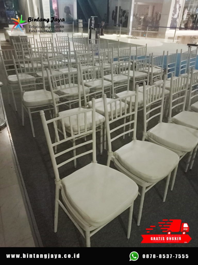 Sewa Kursi Tiffany Putih Jakarta untuk Area Dining dan Lounge Event