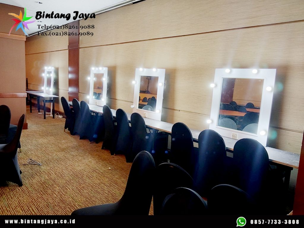 Sewa Cermin Rias Putih Plus Lampu Area Jakarta
