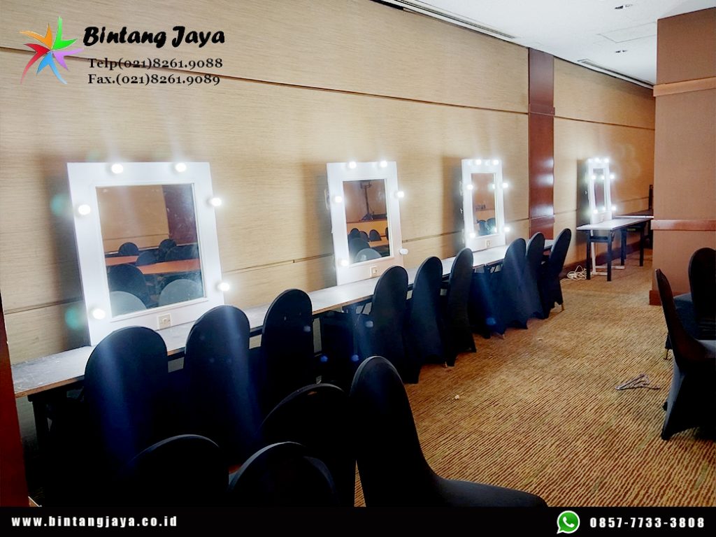 Sewa Cermin Rias Putih Plus Lampu Area Jakarta