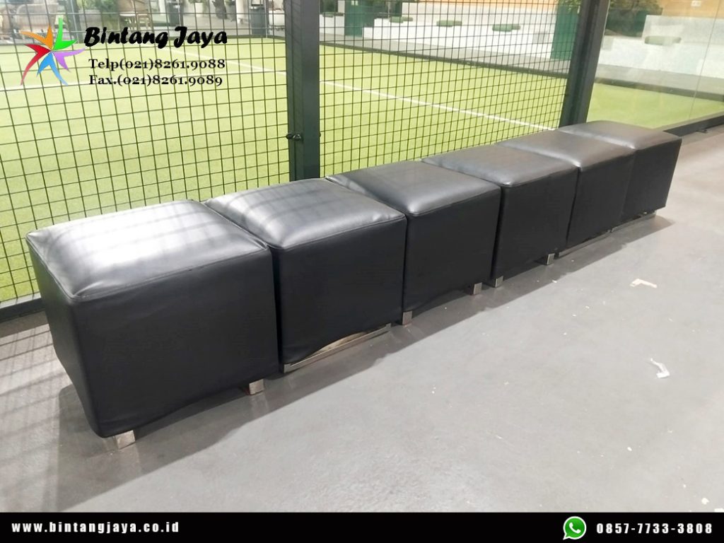 Sewa Meja IBM, Kursi Puff Hitam Jakarta