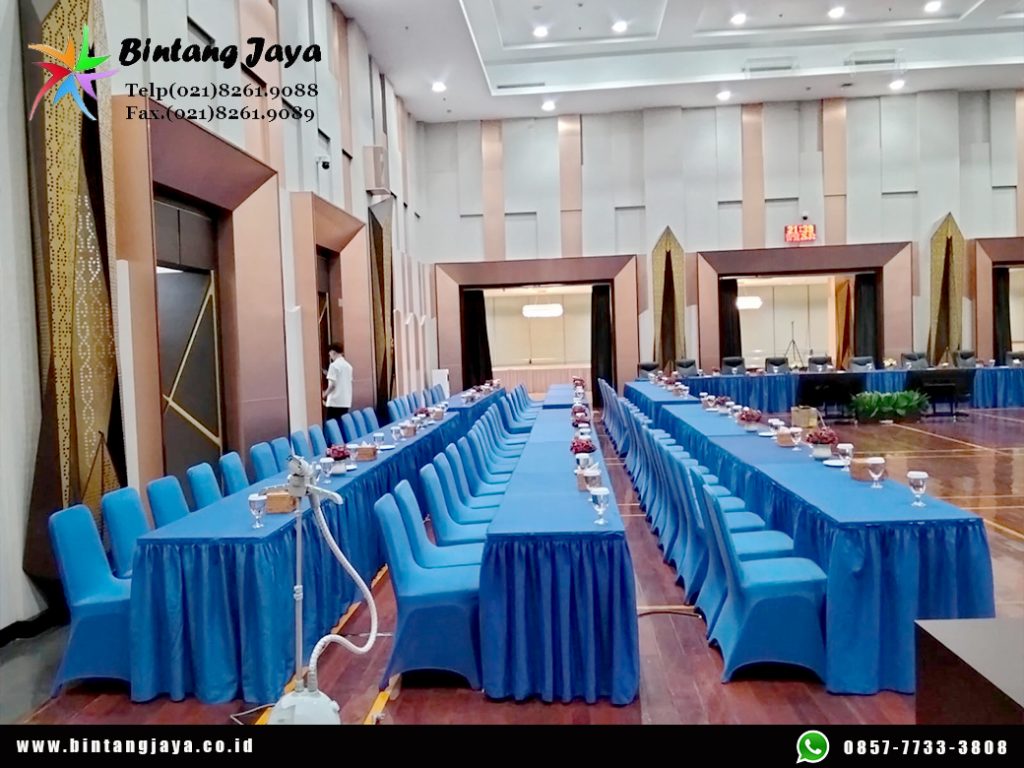 Sewa Meja, Kursi Cover Biru Jakarta untuk Event yang Rapi dan Profesional
