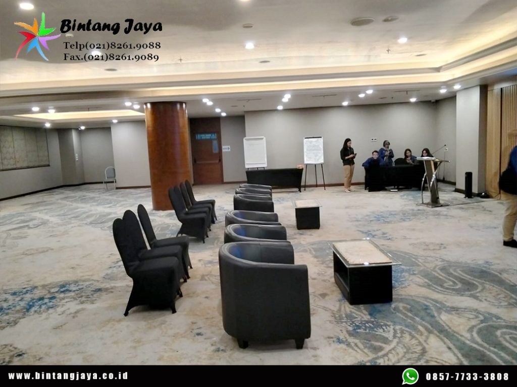 Sewa Sofa Oval Warna Hitam Event HK Tower Jakarta untuk Lounge dan Corporate Event Premium