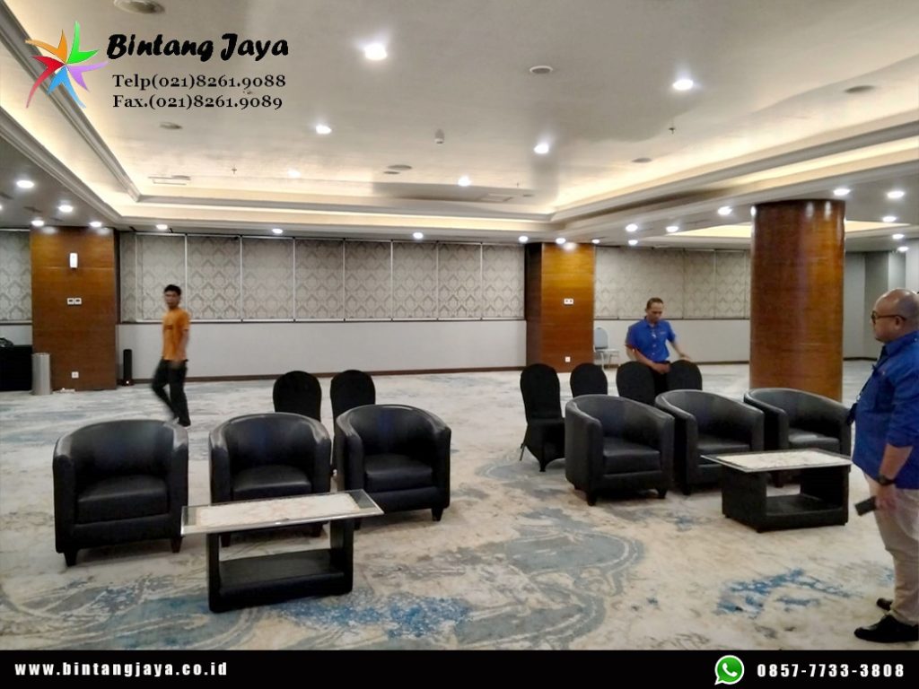 Sewa Sofa Oval Warna Hitam Event HK Tower Jakarta untuk Lounge dan Corporate Event Premium