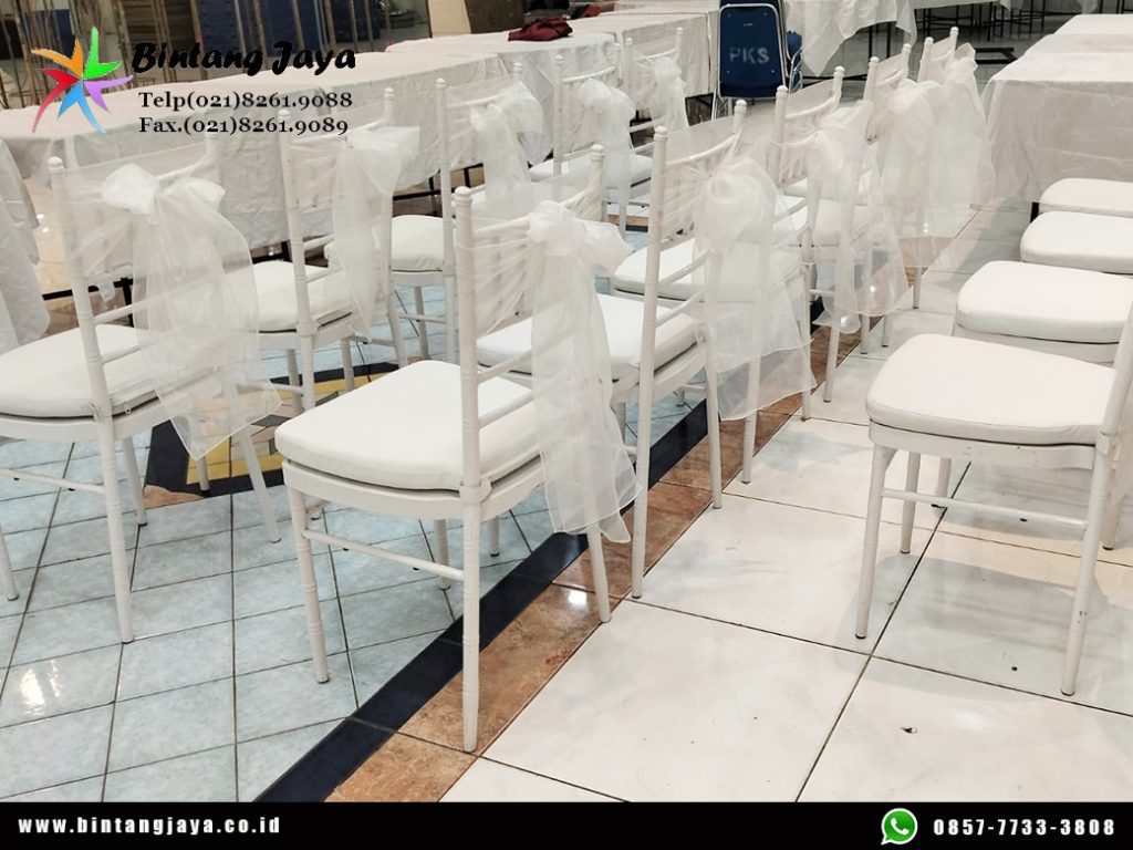 Rental White Tiffany Chairs Jakarta untuk Event Elegan, Dining, dan Corporate Gathering