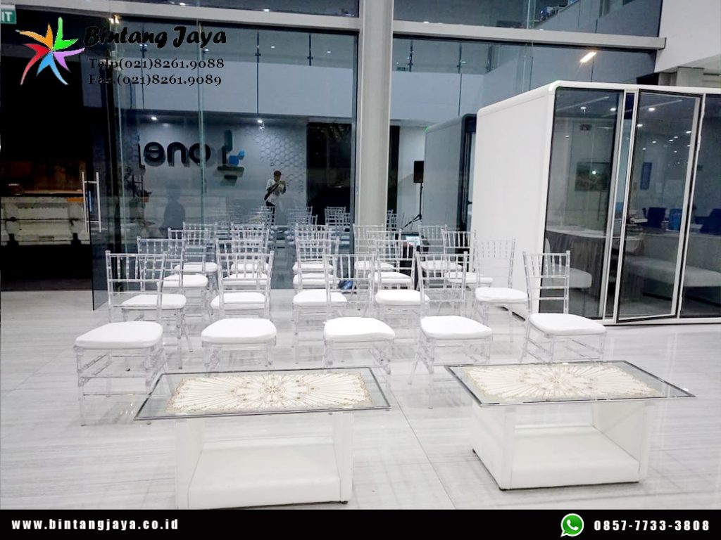 Rental Kursi Tiffany, Meja VIP Kaca Putih Jakarta untuk Event Elegan dan Berkelas