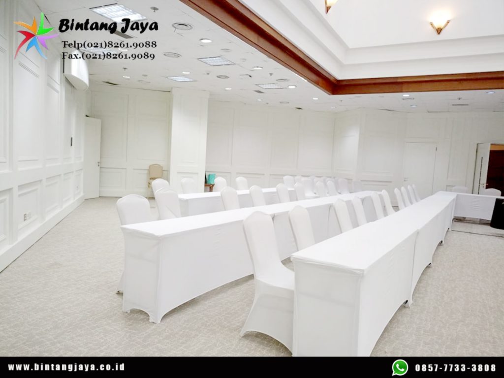 Sewa Kursi Futura, Meja IBM Cover Putih Event Wisma Danantara Jakarta