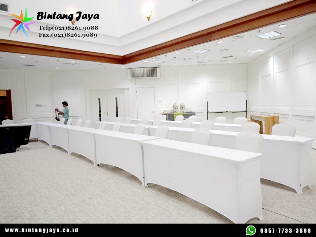 Sewa Kursi Futura, Meja IBM Cover Putih Event Wisma Danantara Jakarta