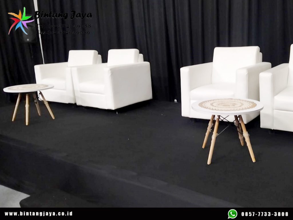 Sewa Meja Dirmy dan Sofa Single Putih Type Kotak Jakarta untuk Event Elegan