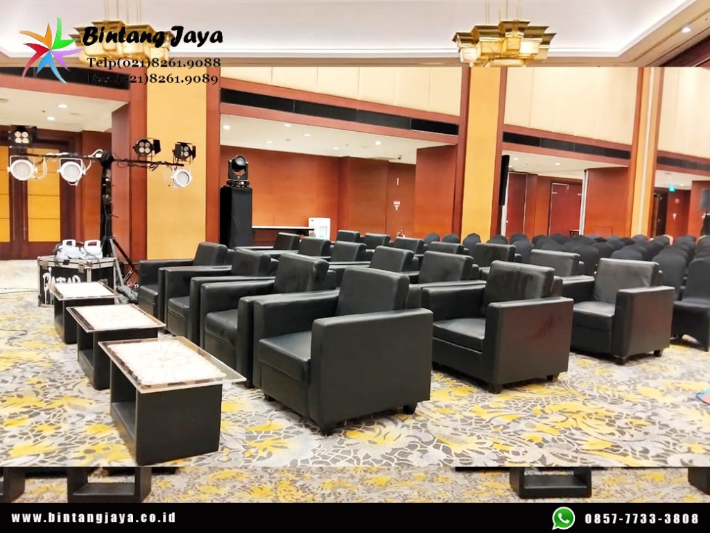 Rental Sofa Hitam Single, Meja Kaca VIP Jakarta 085777333808