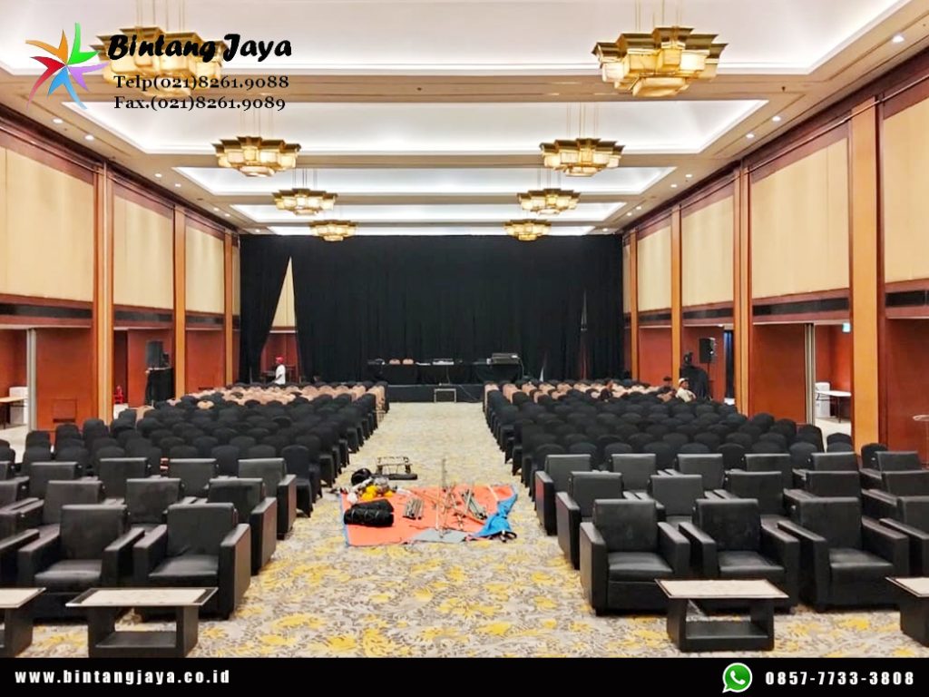 Rental Sofa Hitam Single, Meja Kaca VIP Jakarta 085777333808