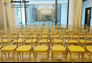 Sewa Kursi Tiffany Besi Putih dan Gold Jakarta 085777333808