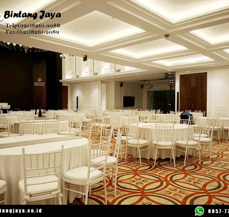 Sewa Round Table, Kursi Tiffany, Sofa Scandinavia Jakarta