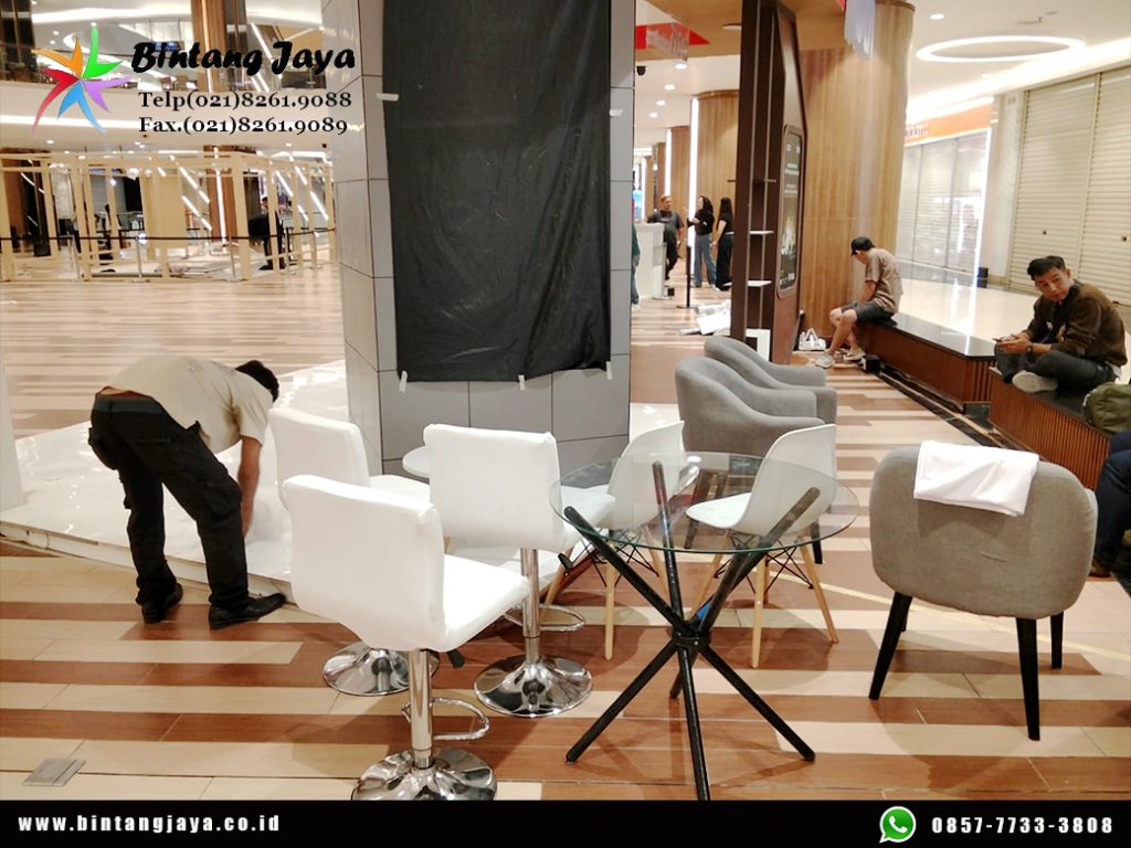Sewa Kursi Bar, Sofa Studio, Meja Dealing Jakarta untuk Event Modern