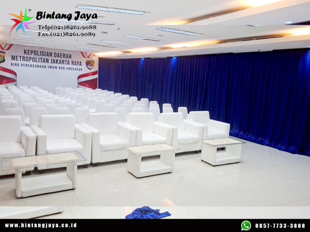 Sewa Tirai Biru Dan Sofa Event Polda Metro Jaya Jakarta