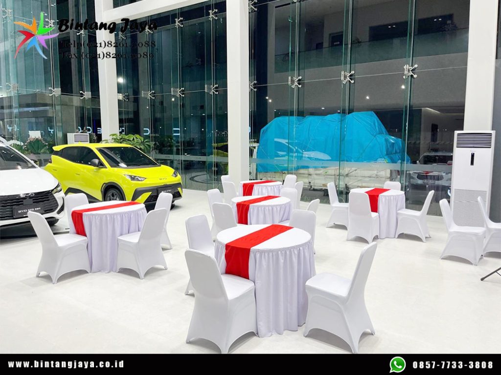 Sewa Meja Kotak, Meja Bundar, Kursi Cover Putih Sentul untuk Event yang Lebih Elegan
