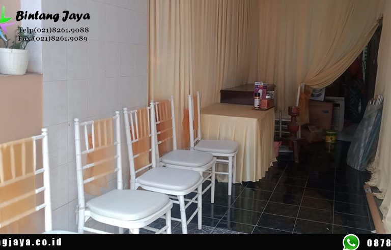 Sewa kursi tiffany murah Tangerang Selatan murah sudah include Pita