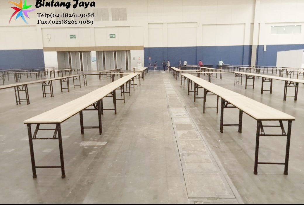 Sewa meja kotak IBM polos HPL kaki lipat kokoh anti goyang