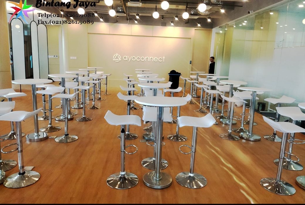 Sewa Meja Barstool Hitam Putih Wilayah Cempaka Putih Jakarta Pusat