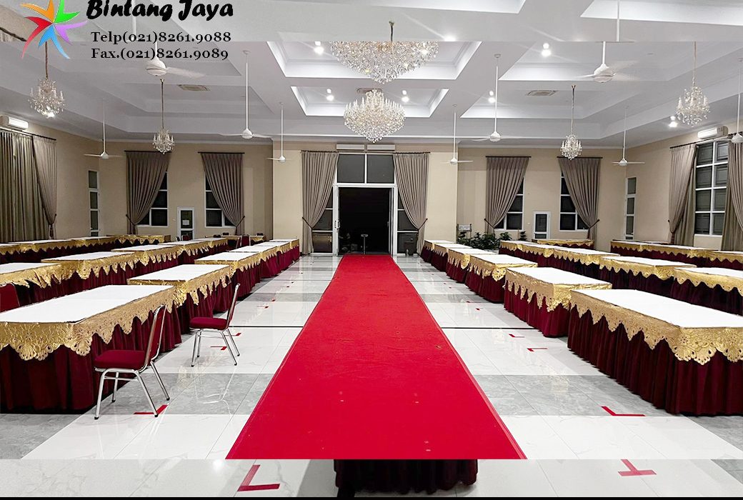 Sewa Meja Kotak Poni Gold Jakarta