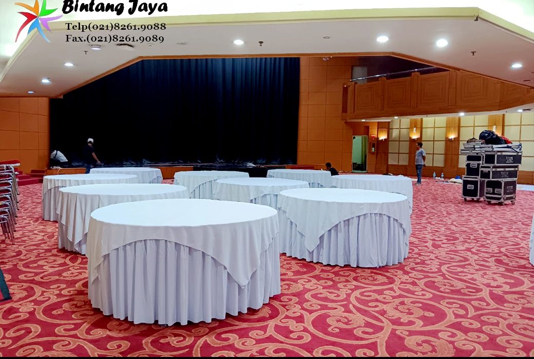 Sewa Meja Bulat Dan Tirai Hitam Area Jakarta Selatan
