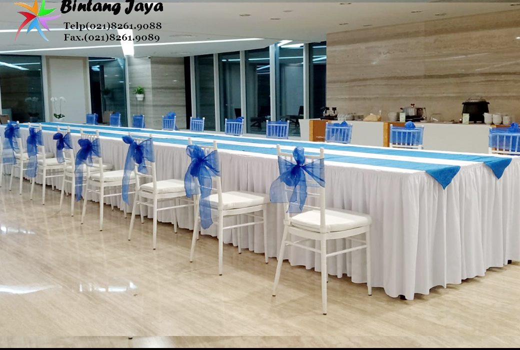 Sewa Kursi Tiffany Kayu VIP Putih Area Bogor
