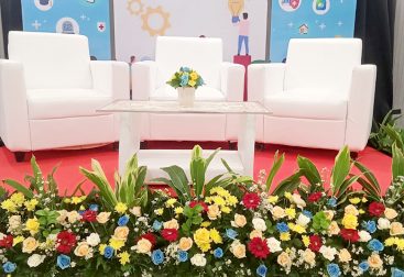 Sewa Kursi Sofa VIP Putih Ready Banyak Stok Event Depok