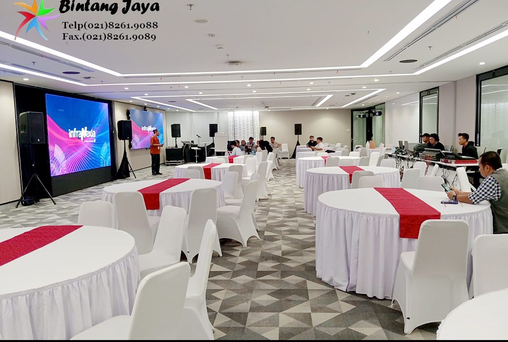 Rental Round Table Cover Putih Runner Merah Jakarta