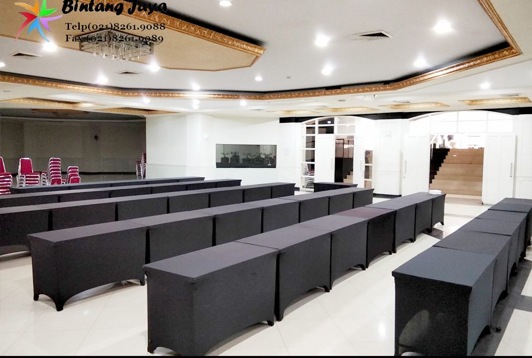 Sewa Meja Kotak Cover Hitam Ketat Event Kemenpora Jakarta
