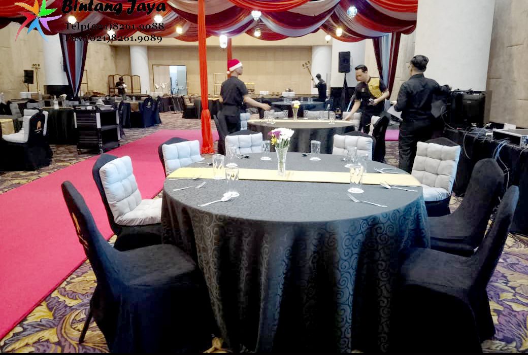 Sewa Meja Bulat Taplak Premium Berkelas Pesta Mewah di Jakarta