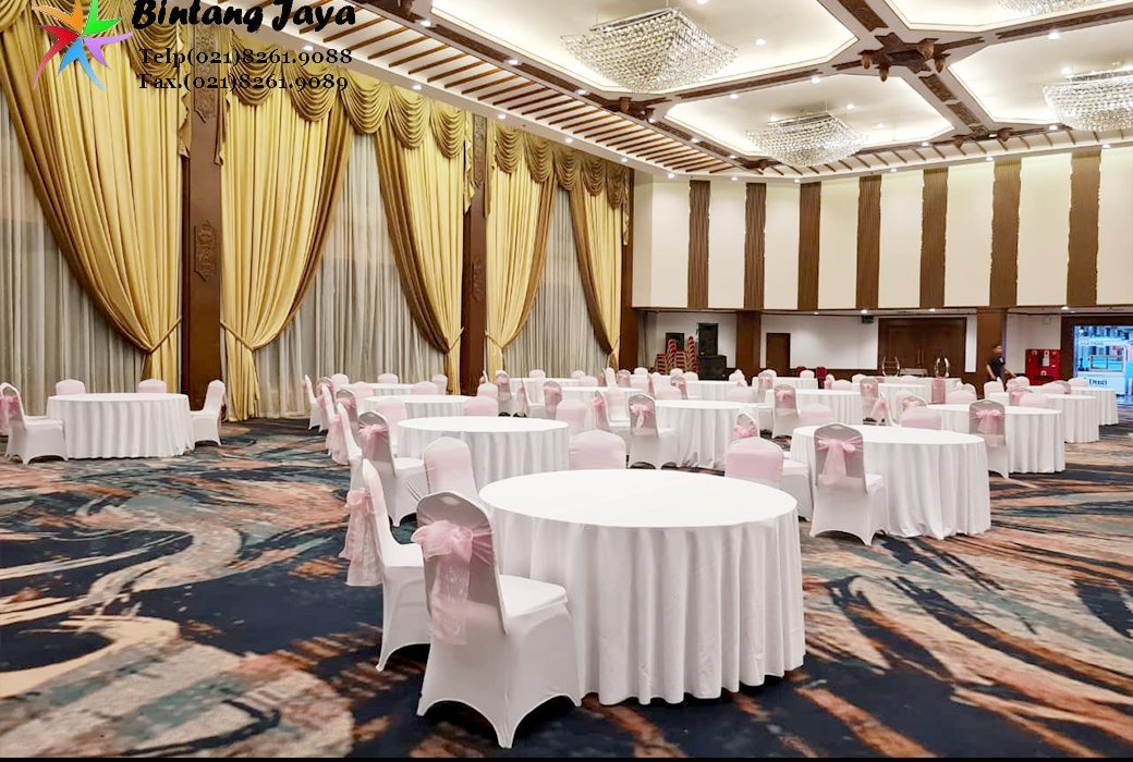 Rental Meja Bundar D160cm Dan Kursi Pita Pink Jakarta