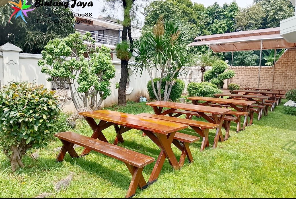 Jasa Sewa Meja Taman Outdoor Berkualitas untuk Berbagai Acara Jakarta