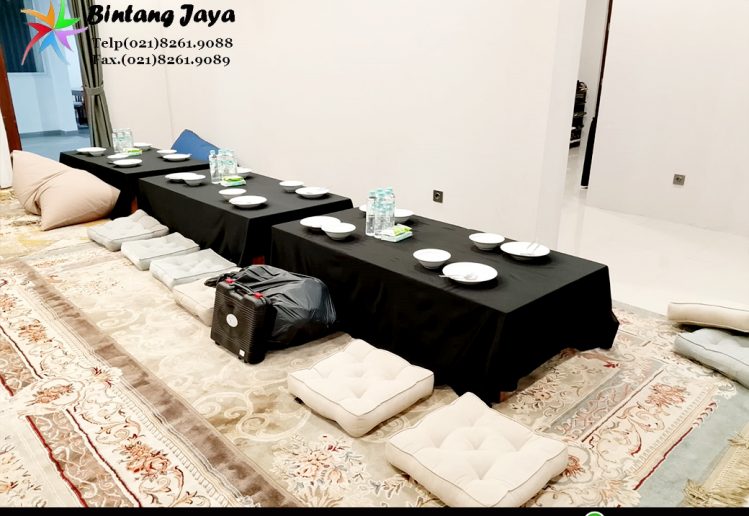 Sewa Meja Lesehan Kotak Pamulang Harga Terjangkau