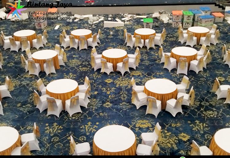 Rental Cover Meja dan Pita Kursi Gold Area Jakarta