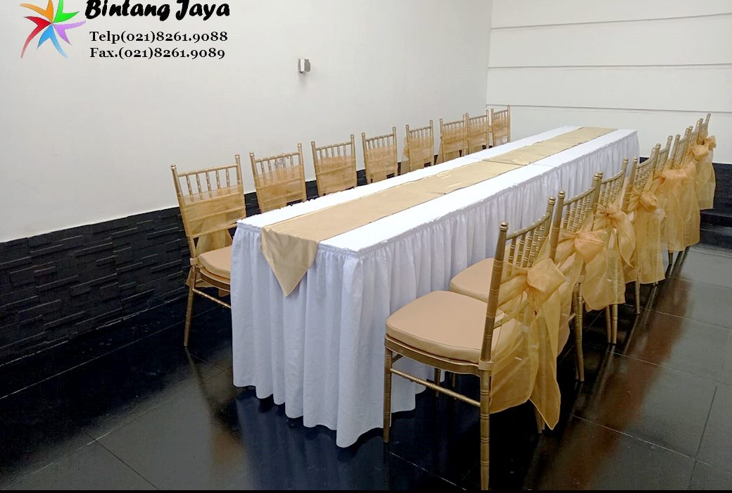 Sewa Meja Kotak dan Kursi Tiffany VIP Gold Jakarta untuk Event Elegan